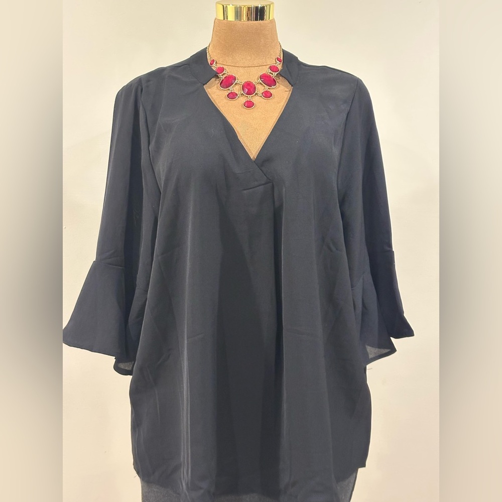 Noracora  NWT Black Sheer Low Cut V Neck 3/4th Bell Sleeves Long Blouse Sz 3XL